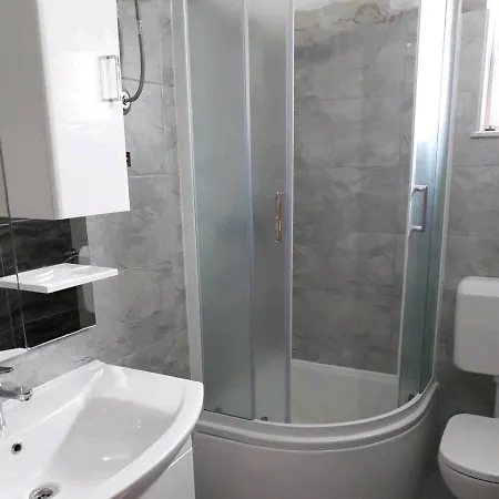 Apartamento Matea Vica Apartman, *