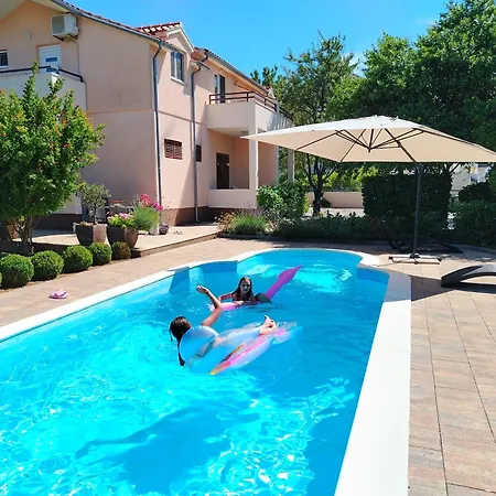 Matea Vica Apartman, Appartement *