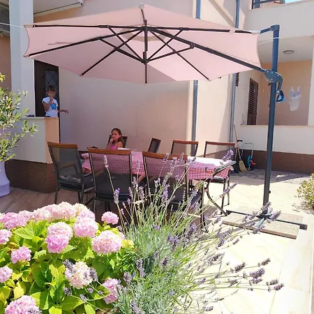 Matea Vica Apartman, Vodice